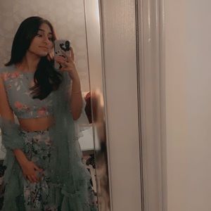 Meet your Posher, Zara